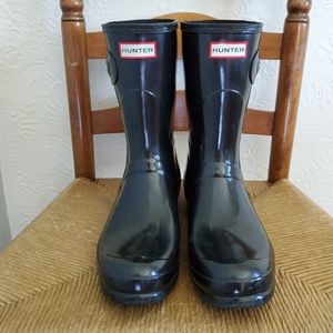Hunter mid boots
